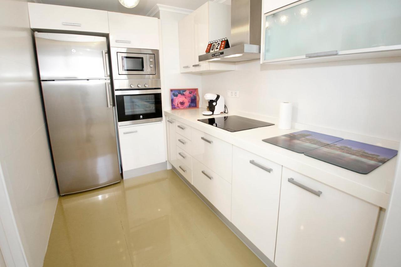 Appartement In Front Of The Sea With Ac And Pool à Alicante Extérieur photo