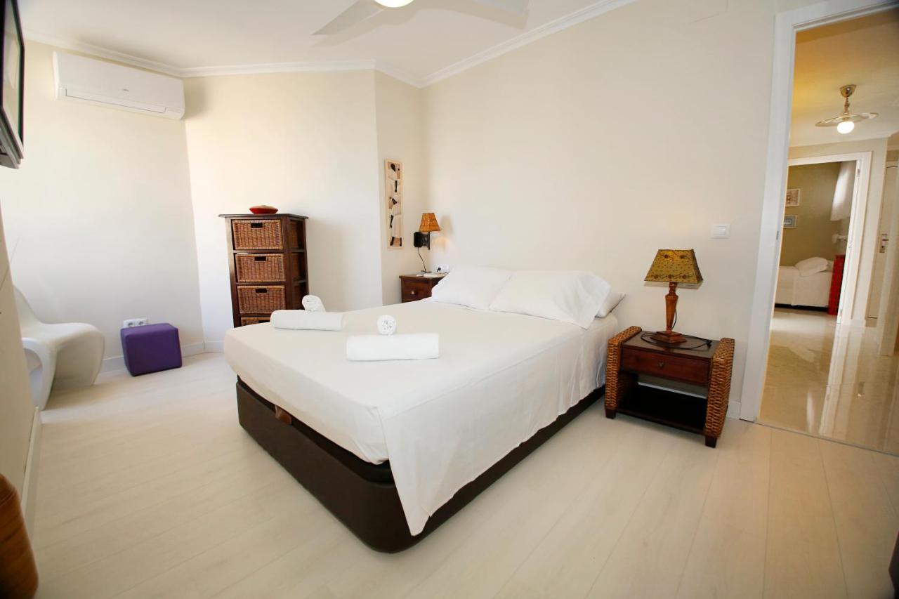 Appartement In Front Of The Sea With Ac And Pool à Alicante Extérieur photo