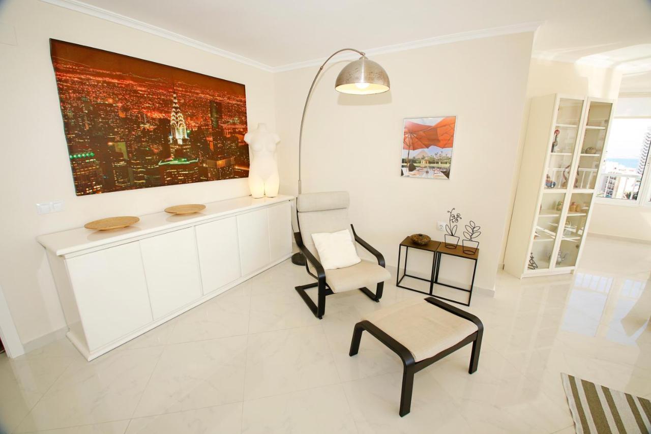 Appartement In Front Of The Sea With Ac And Pool à Alicante Extérieur photo